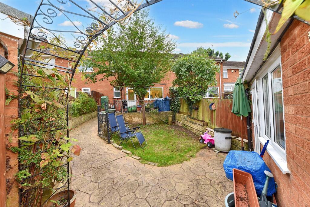 garden2.JPG