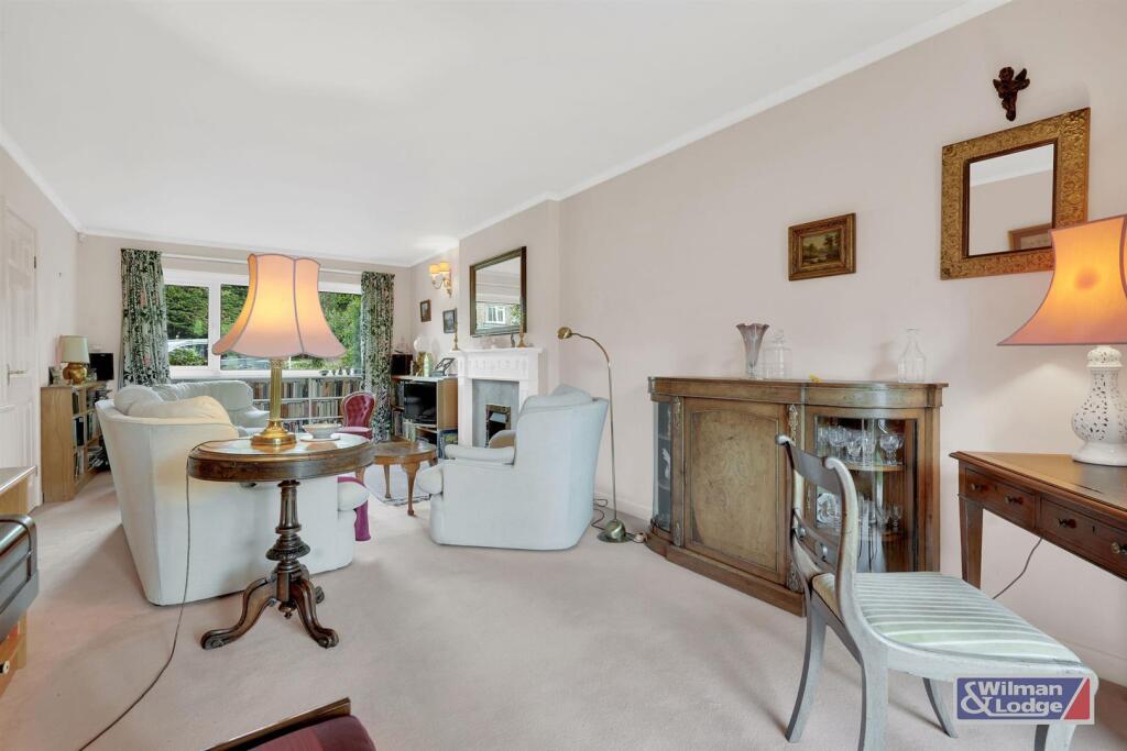 Four Bed Detached House in Glusburn21.jpeg