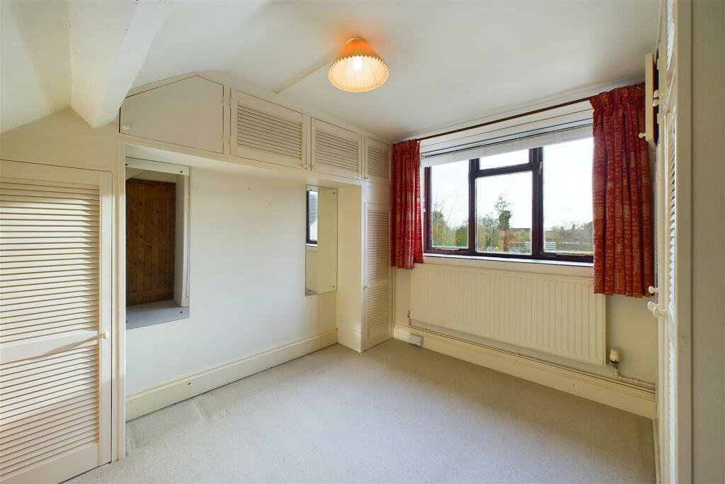 Chafra, The Common, Stoke Lodge, Patchway BS34 6AL