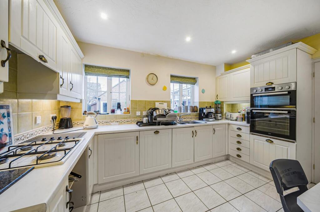 40 Durrell Drive, Rugby