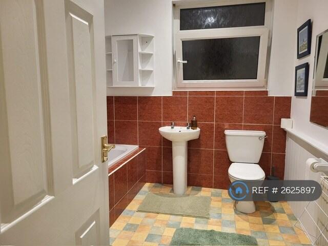 Bathroom (1)