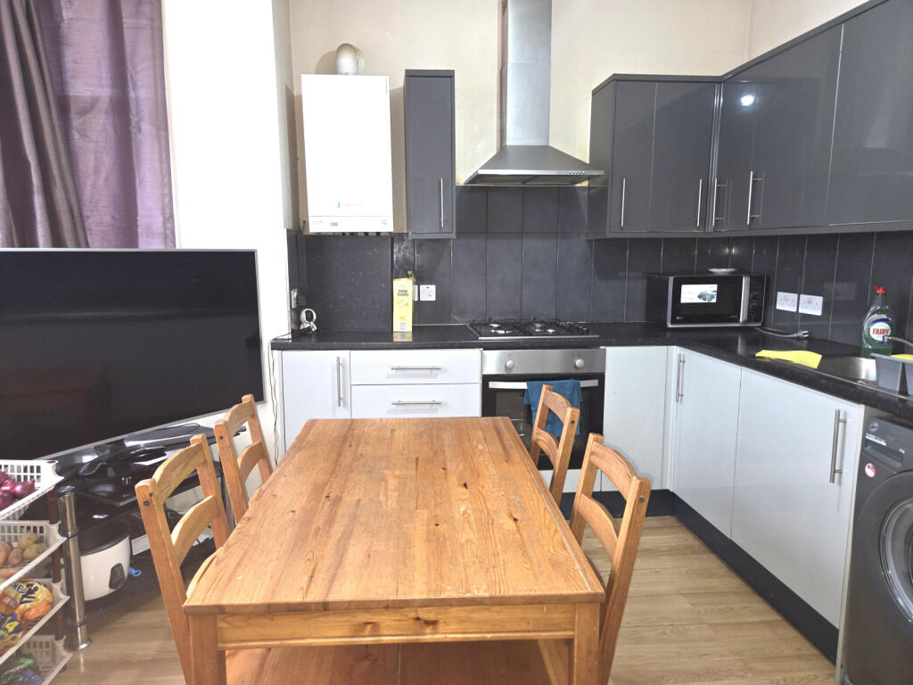Two Bedroom Duplex First Floor Flat in Harrow Wea