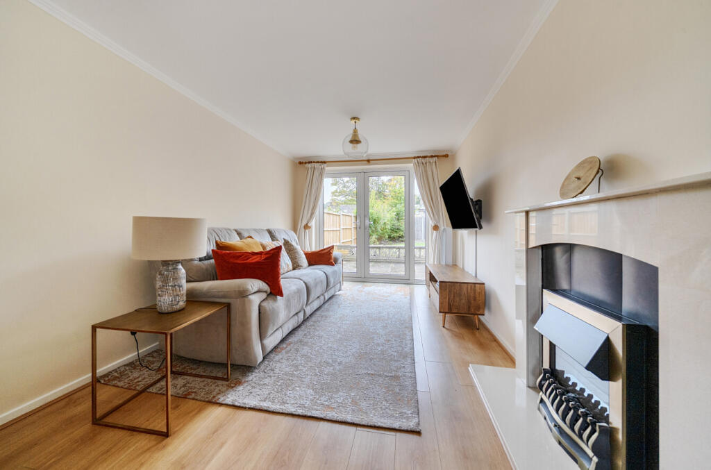 1361685-1-68ee19a...