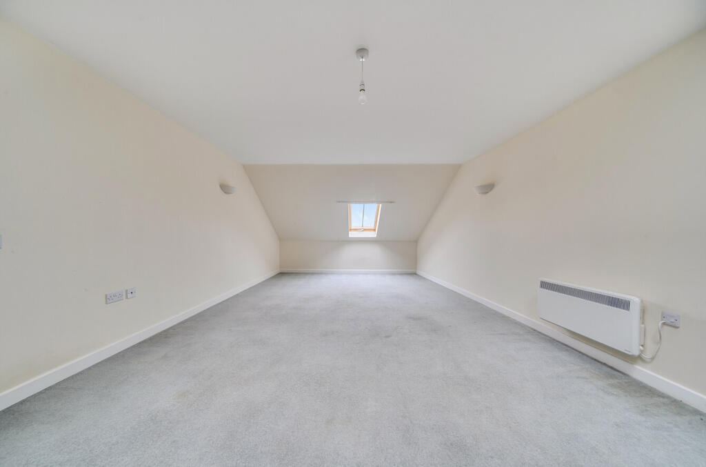 1365543-9-68ee2bf...