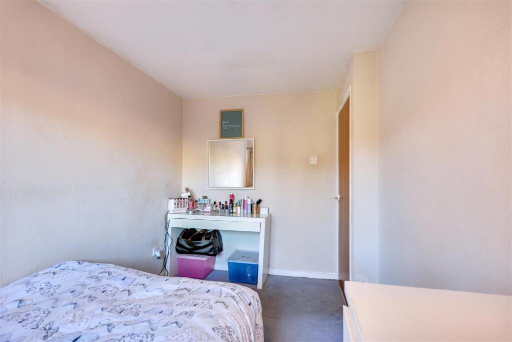 Bedroom 2_2.jpeg
