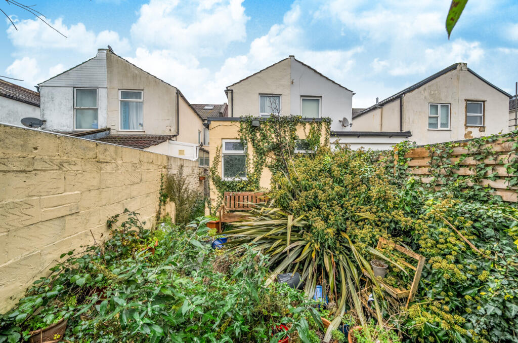 1386095-19-692860...