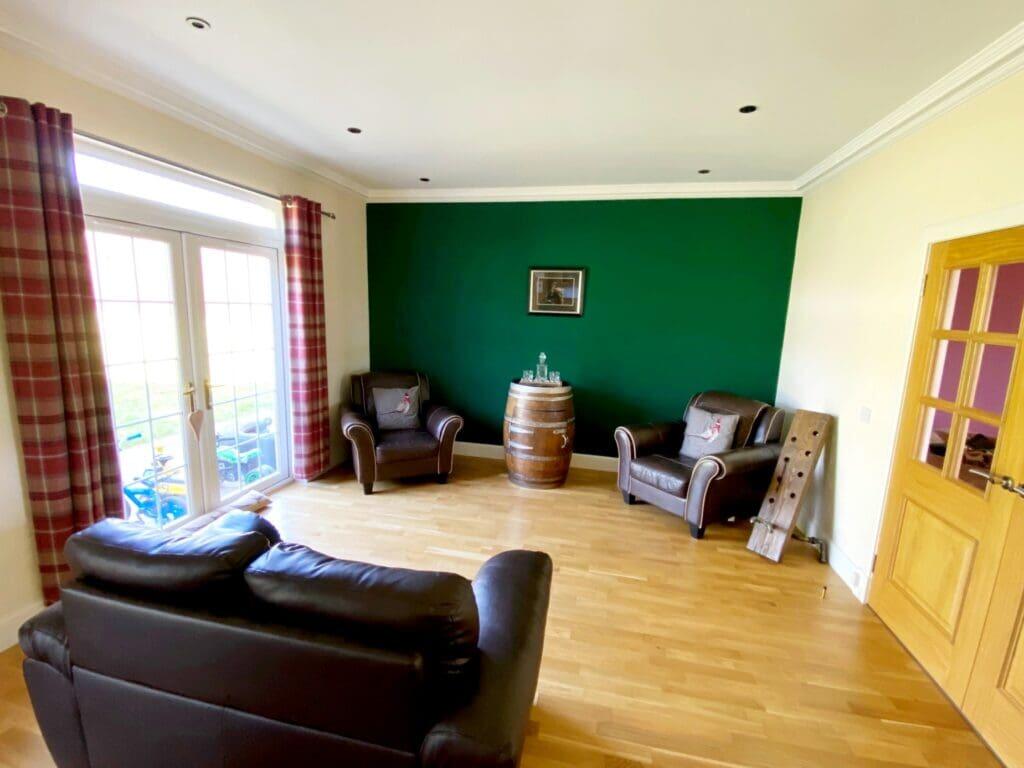 SITTING ROOM