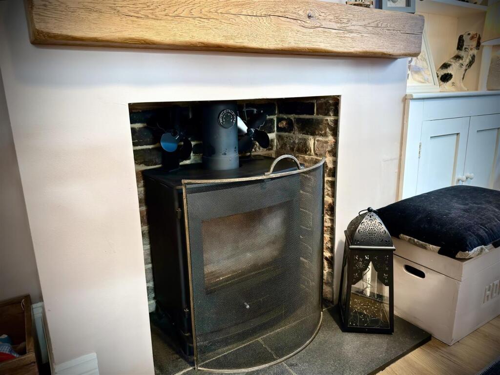 LOG BURNER.jpg
