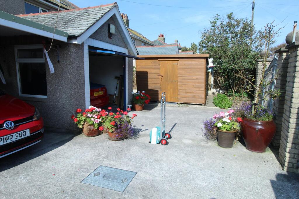 Rear Garage  Carport