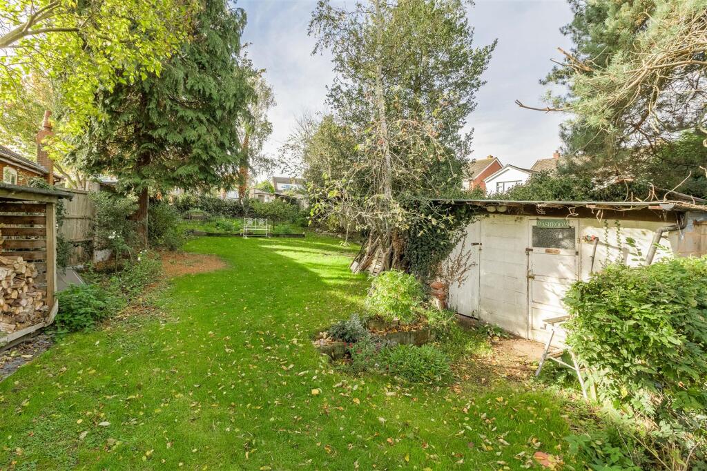 128 Main Street, Clifton Campville