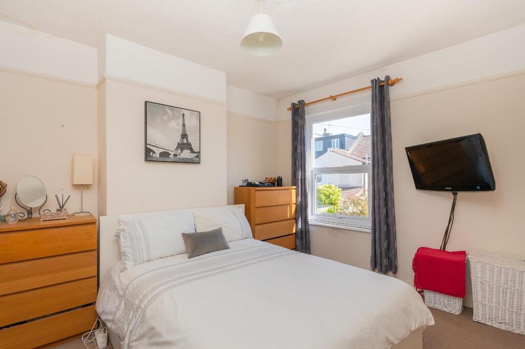 6I1RSE - Bedroom H.jpg
