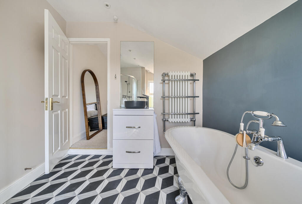 1324067-20-686e9f...