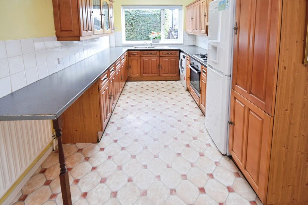 96439bdb-Kitchen