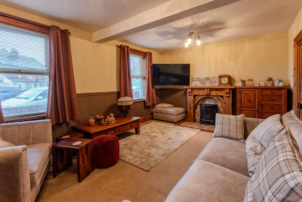 Living Room (3)