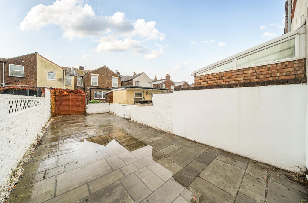 1369642-18-68f61a...