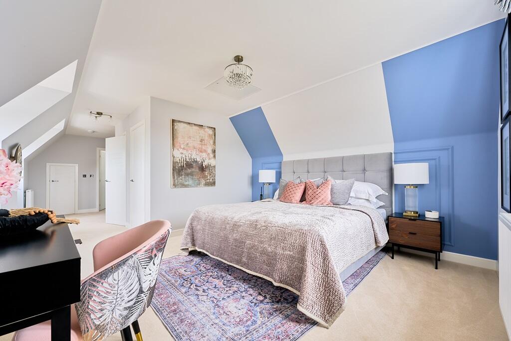 Primary bedroom with en-suite and dressing area