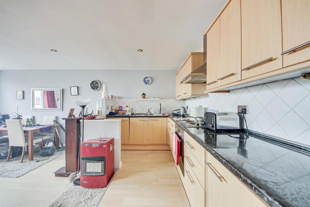Living Room / Kitchen
