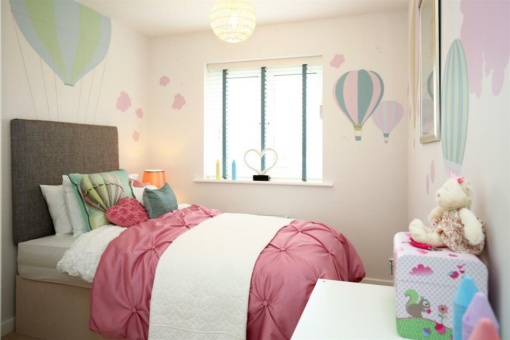 Forth bedroom