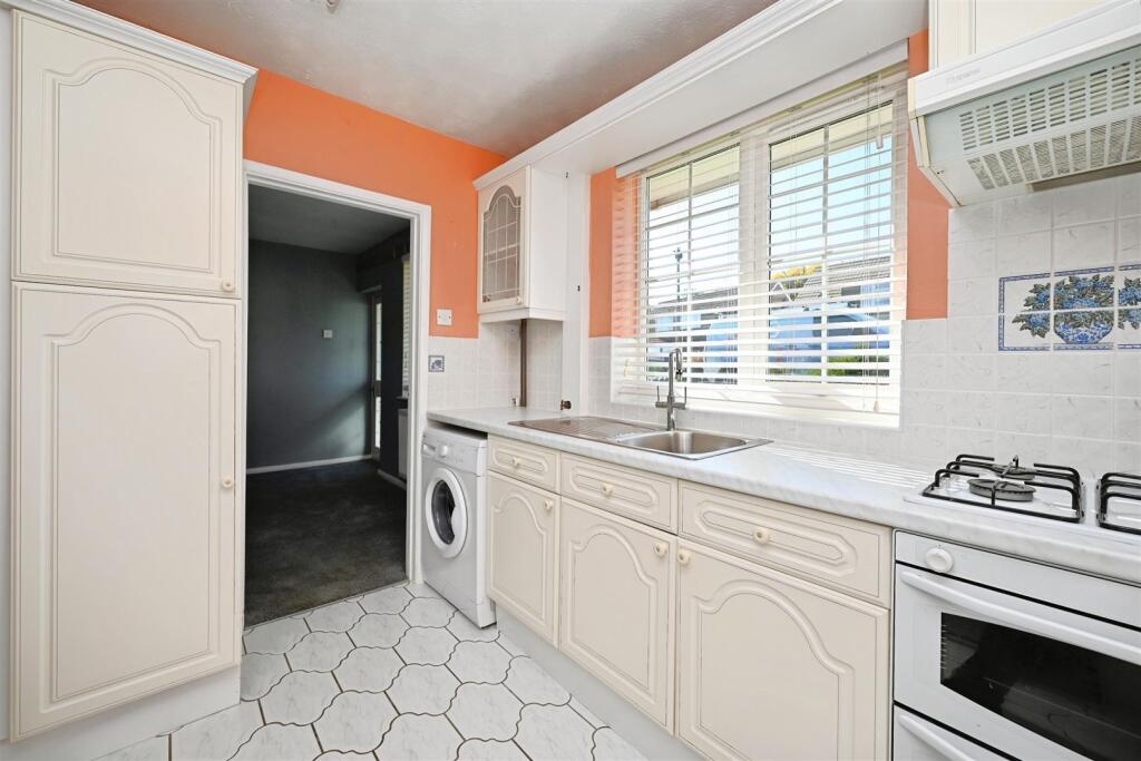 Fitted Kitchen