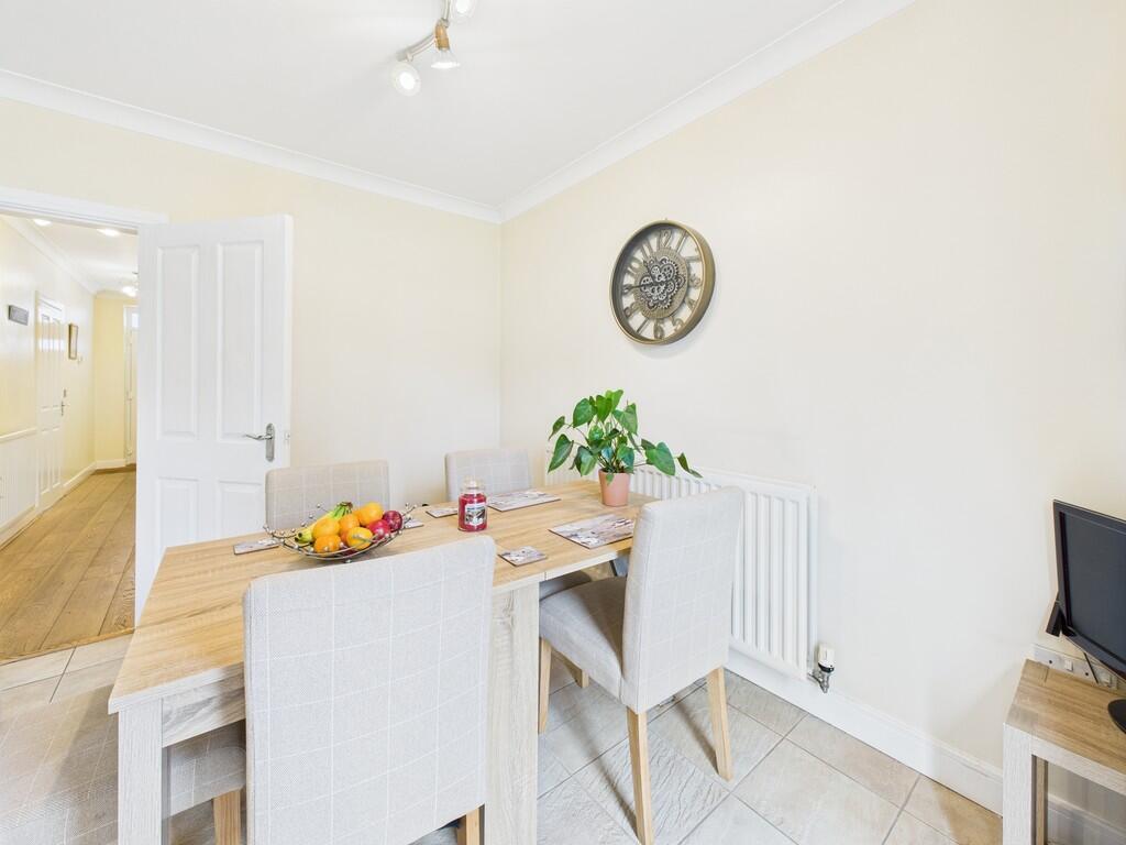 CAM02854G0-PR0392...