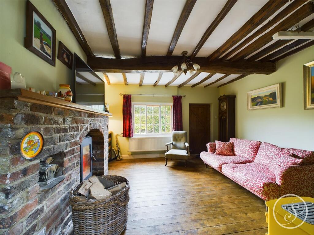 SITTING ROOM