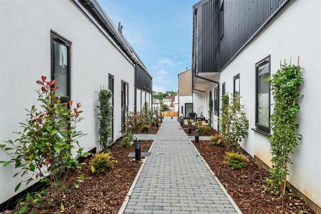 Green-Yard-14.jpg