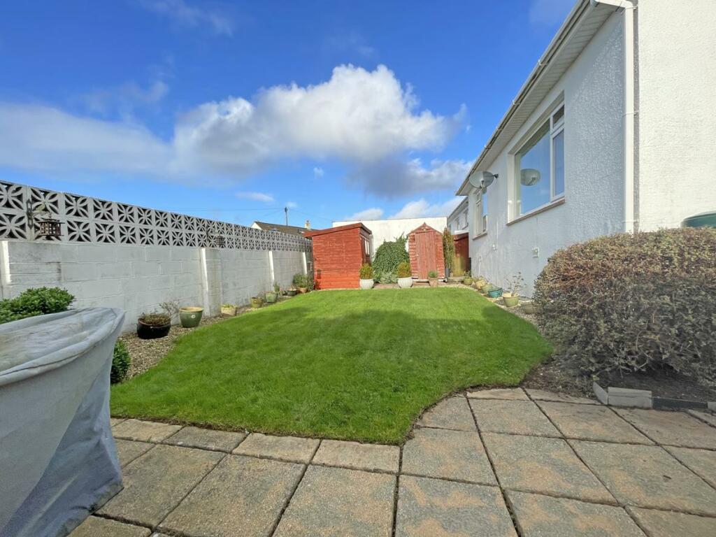 Kingswear Crescent 8 - Garden 2.jpg