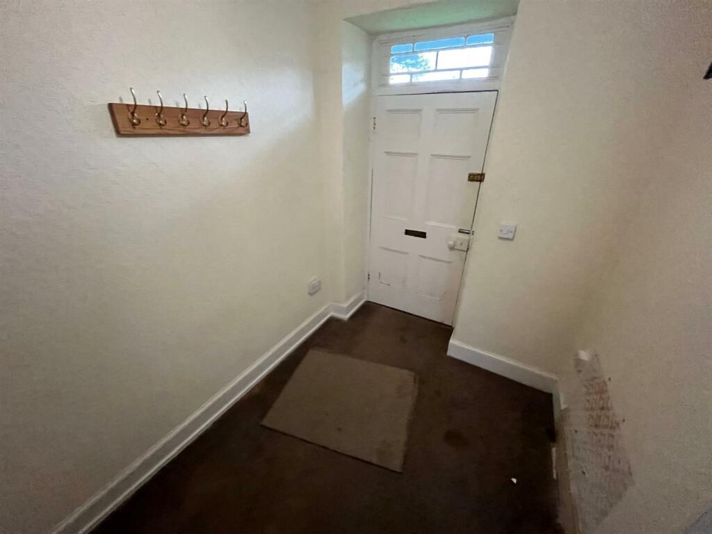 RECEPTION HALLWAY