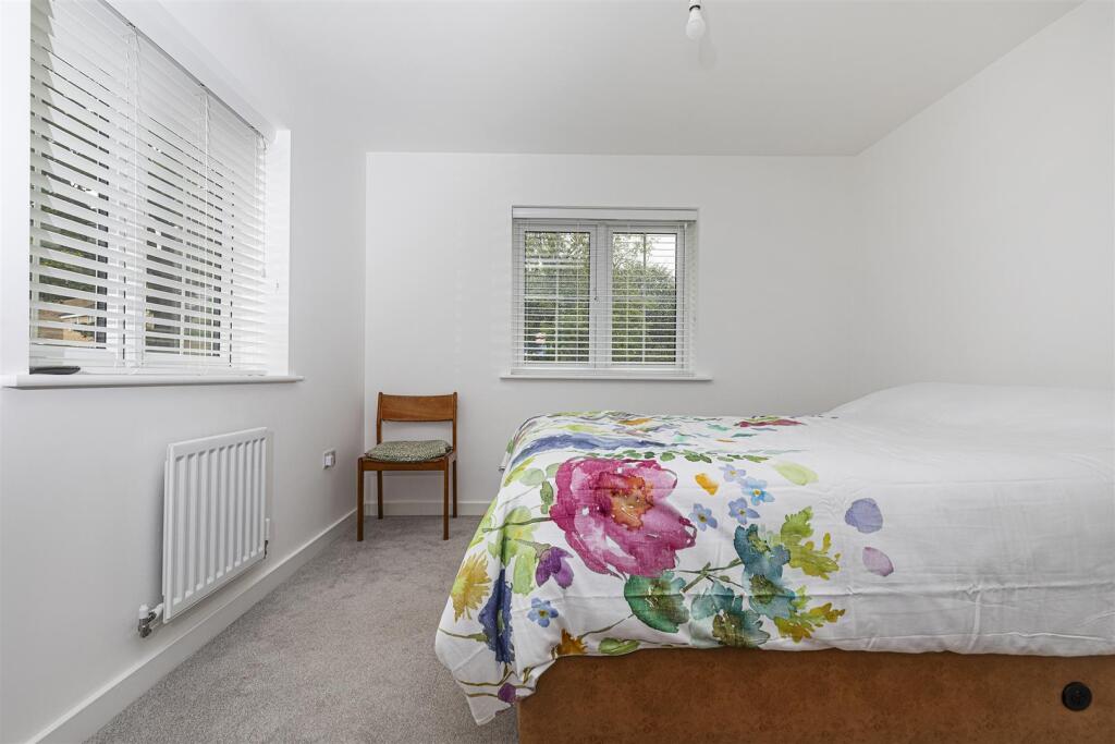 Bramleys Estate Agents - Holly Way - Honley (28).j