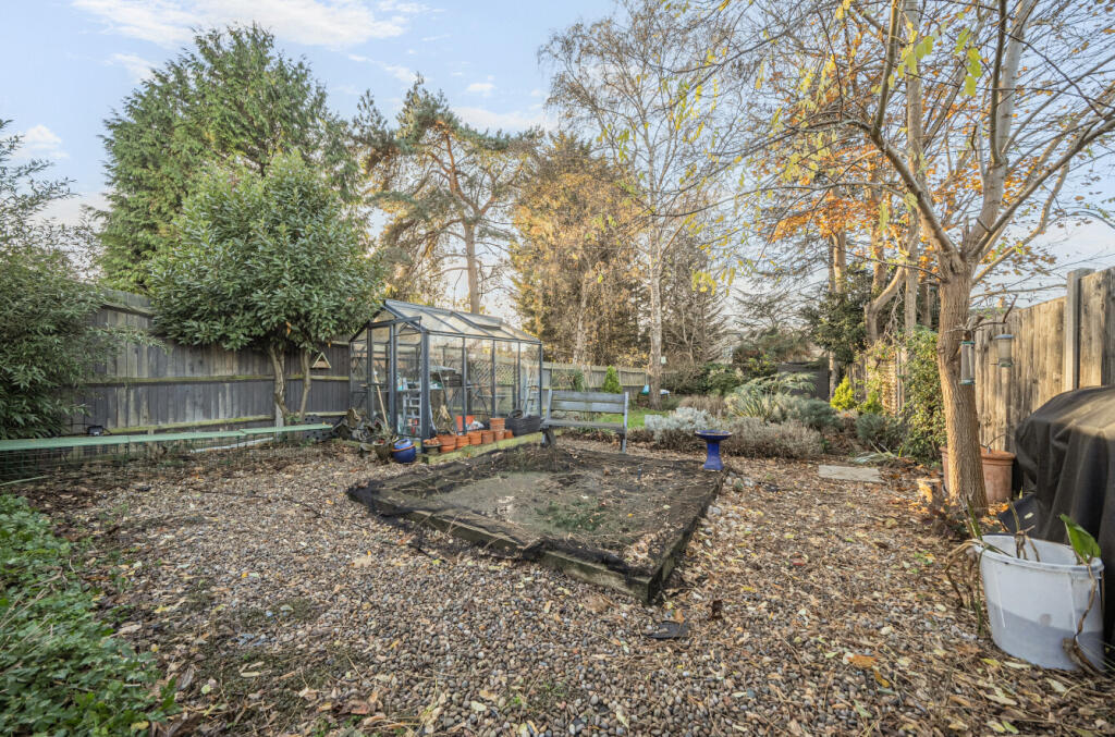 1383996-16-692715...