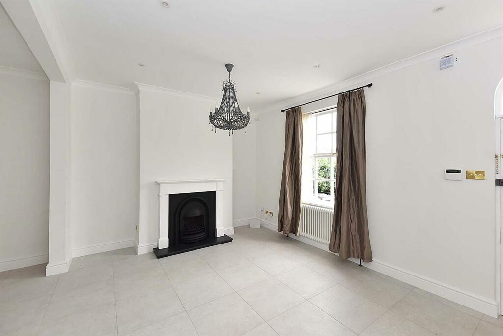 1 Wellington lounge4.jpg