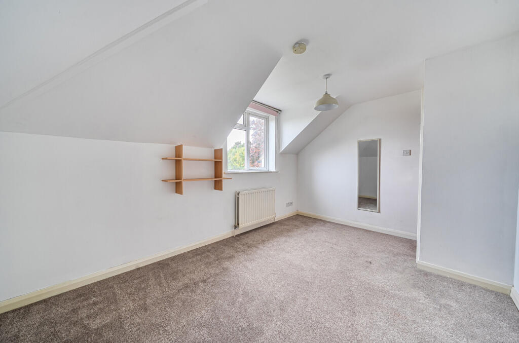 1370793-11-68f0f4...