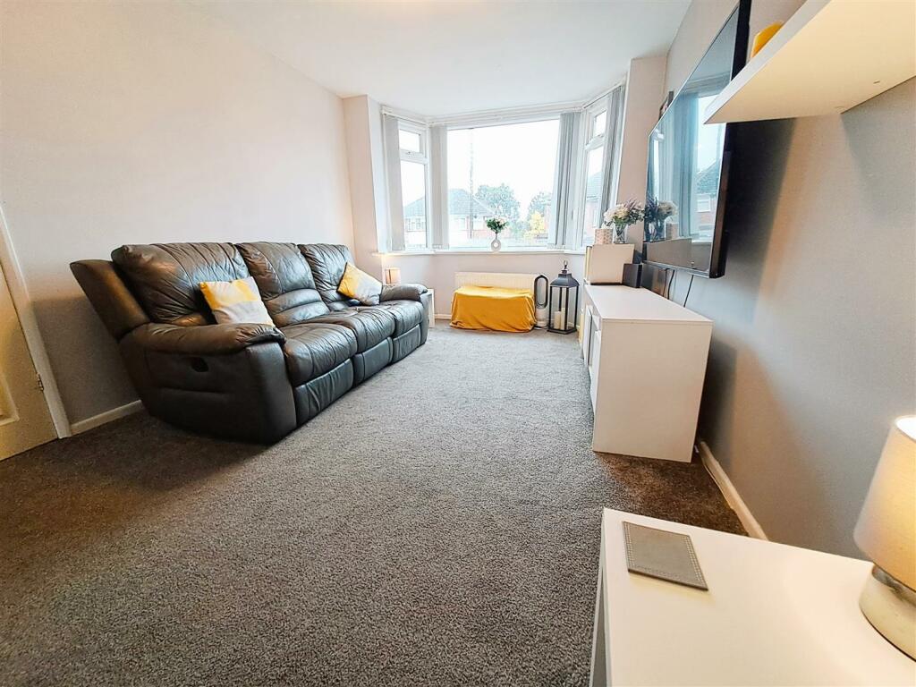 Through Lounge