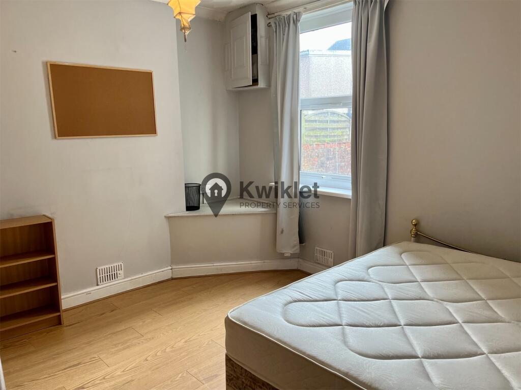 eZy Watermark_04-09-2022_10-32-50pm 1