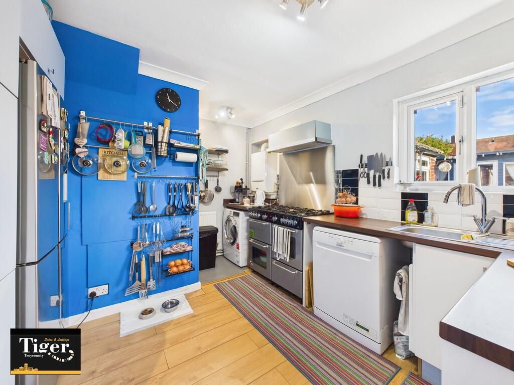 CAM03440G0-PR0465...