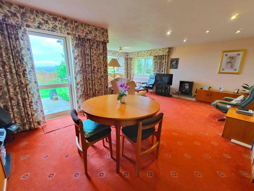 Living / Dining Room