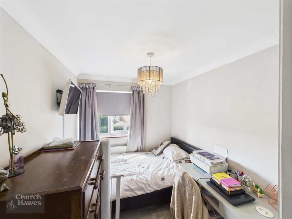 bed3.jpg