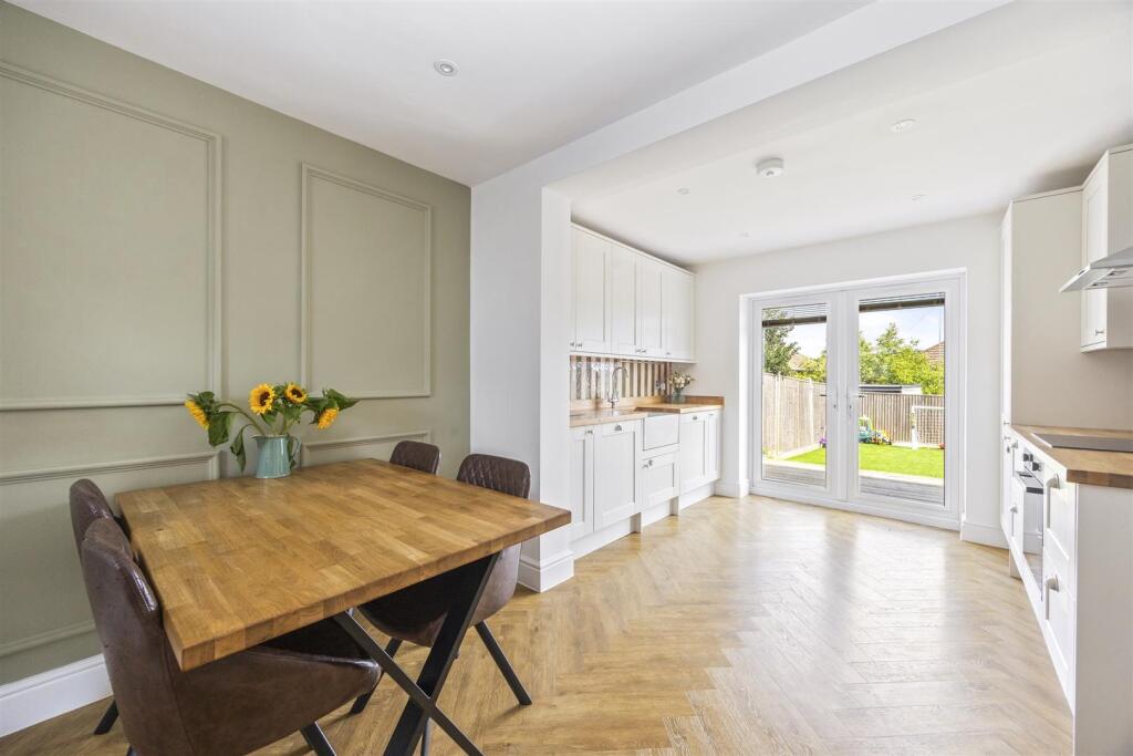 Kitchen/Dining Room