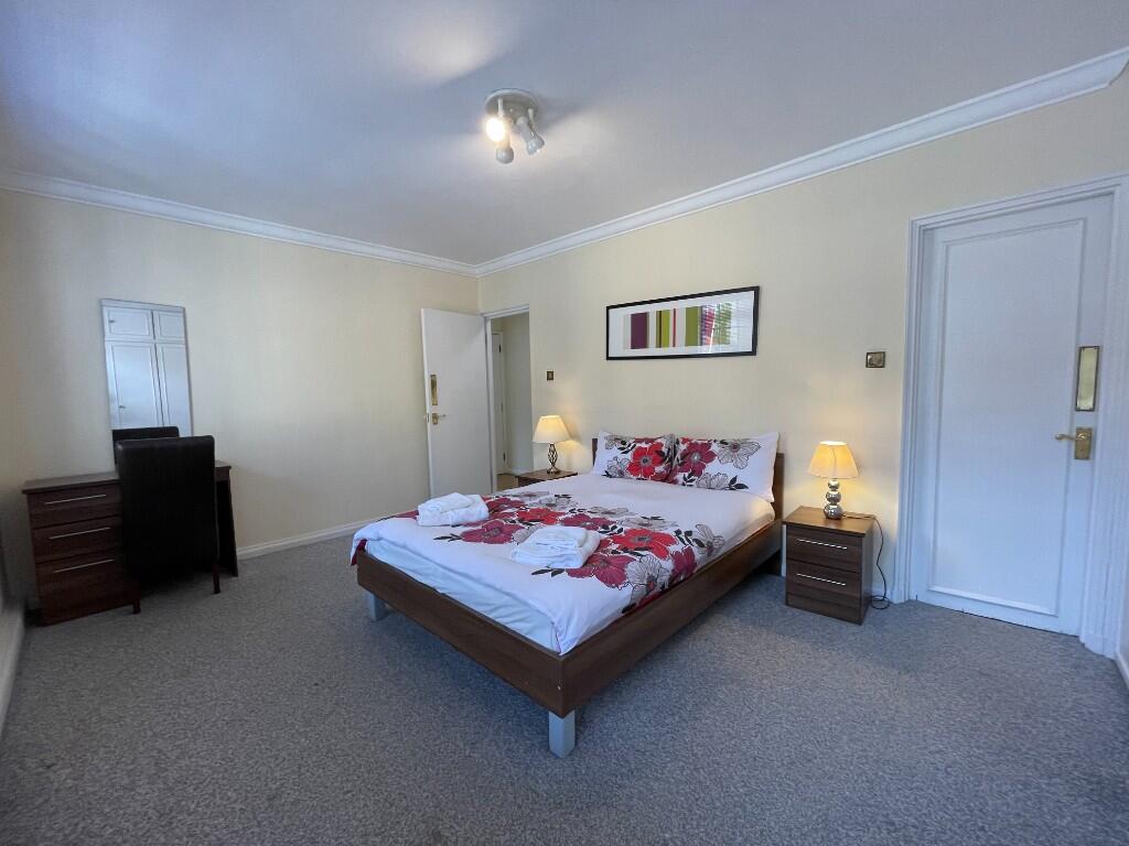 Large Bedroom