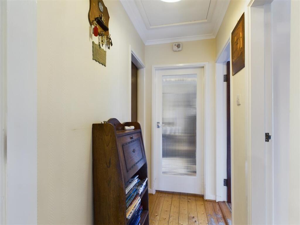 INNER HALLWAY