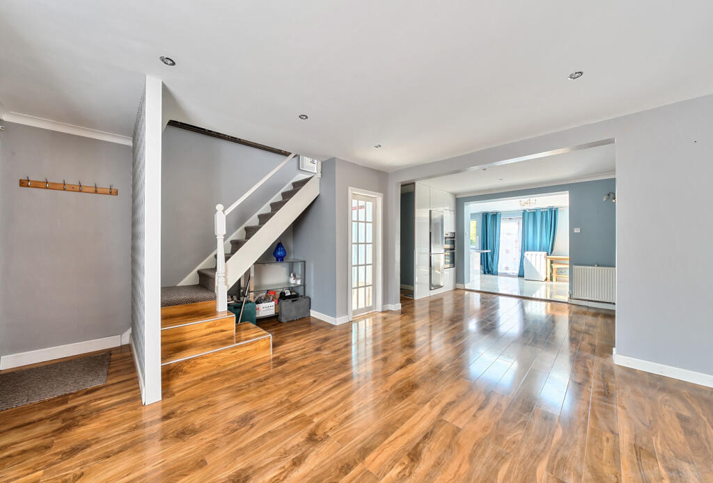 1306137-18-684844...