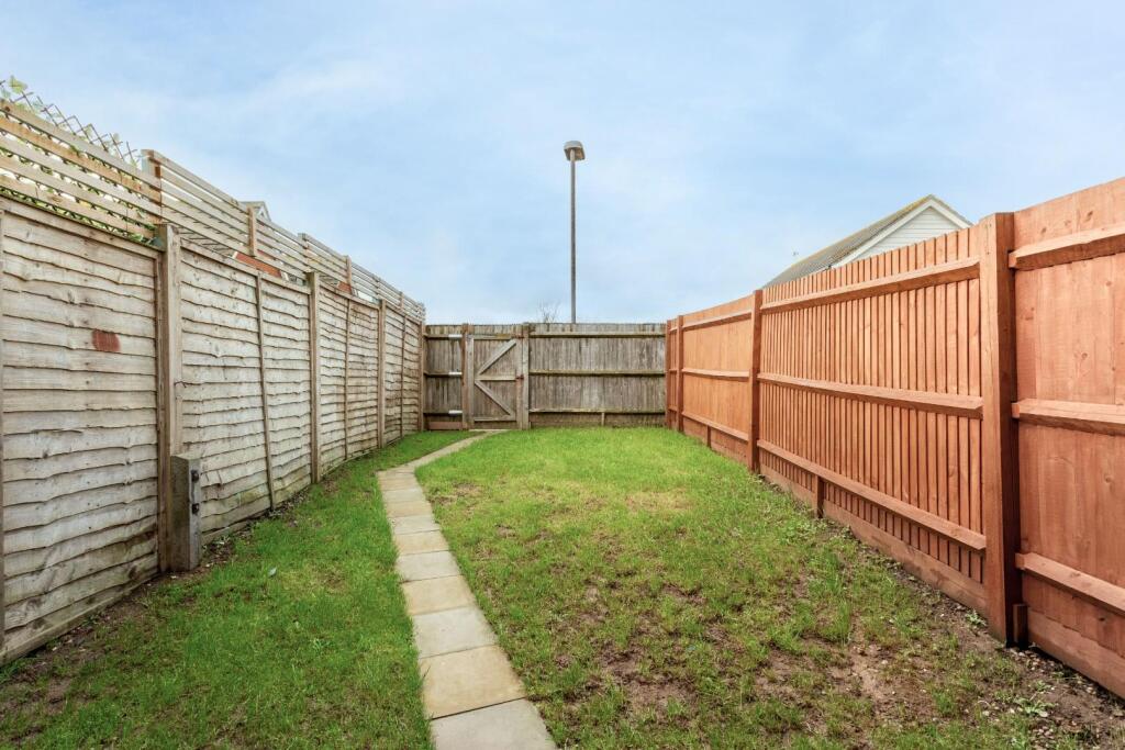 Westview Close-11.jpg