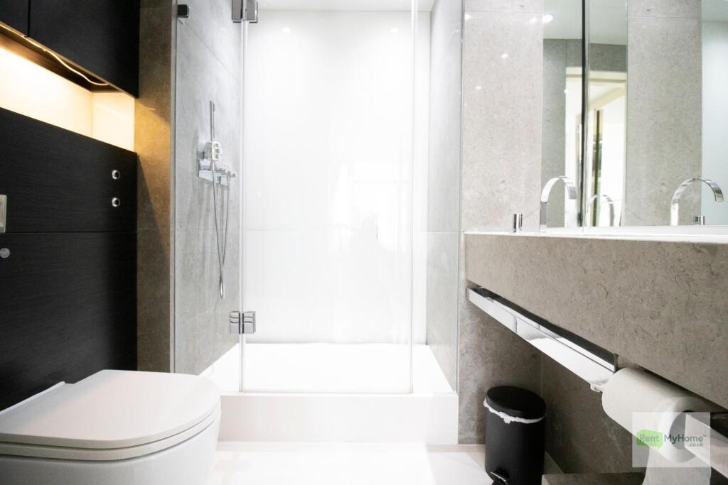 peninsula square panos-11.jpg