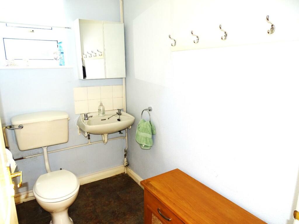 CLOAKROOM