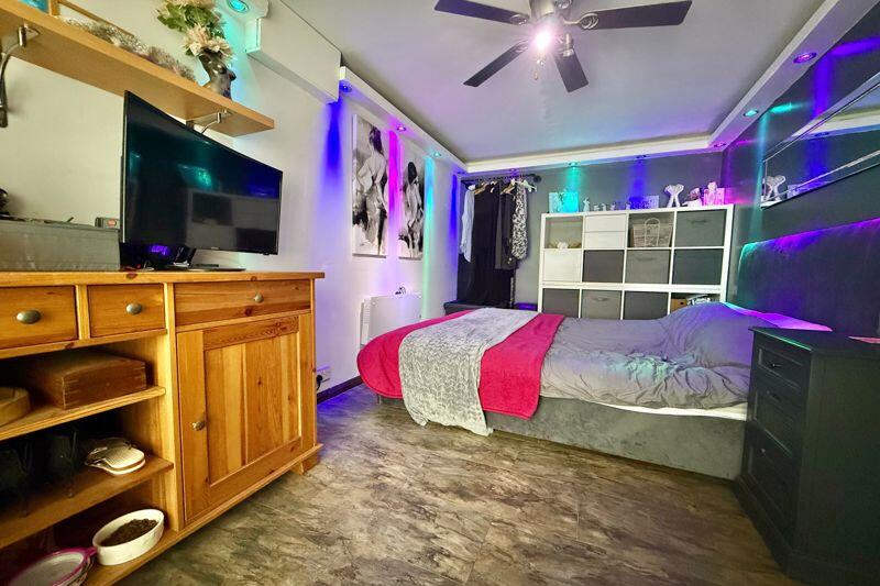 Garage Conversion/Bed 5