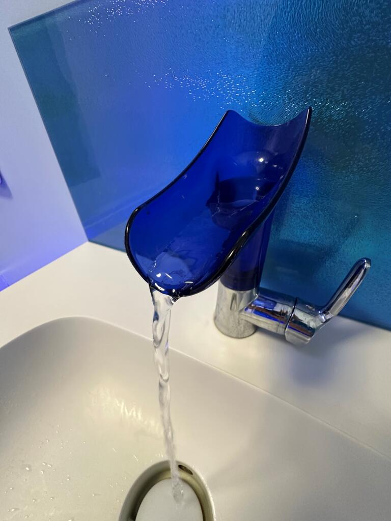 ewemove-ennel-copse-bathroom4