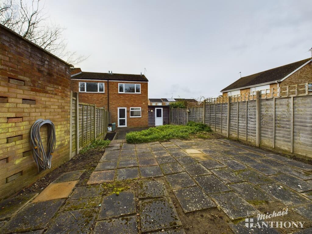 CAM03852G0-PR0190-STILL009