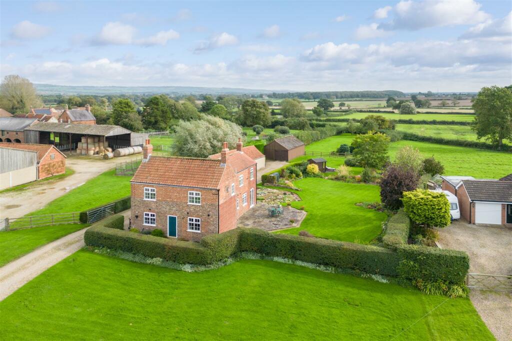Cherry Tree Cottage Aerial-8.jpg