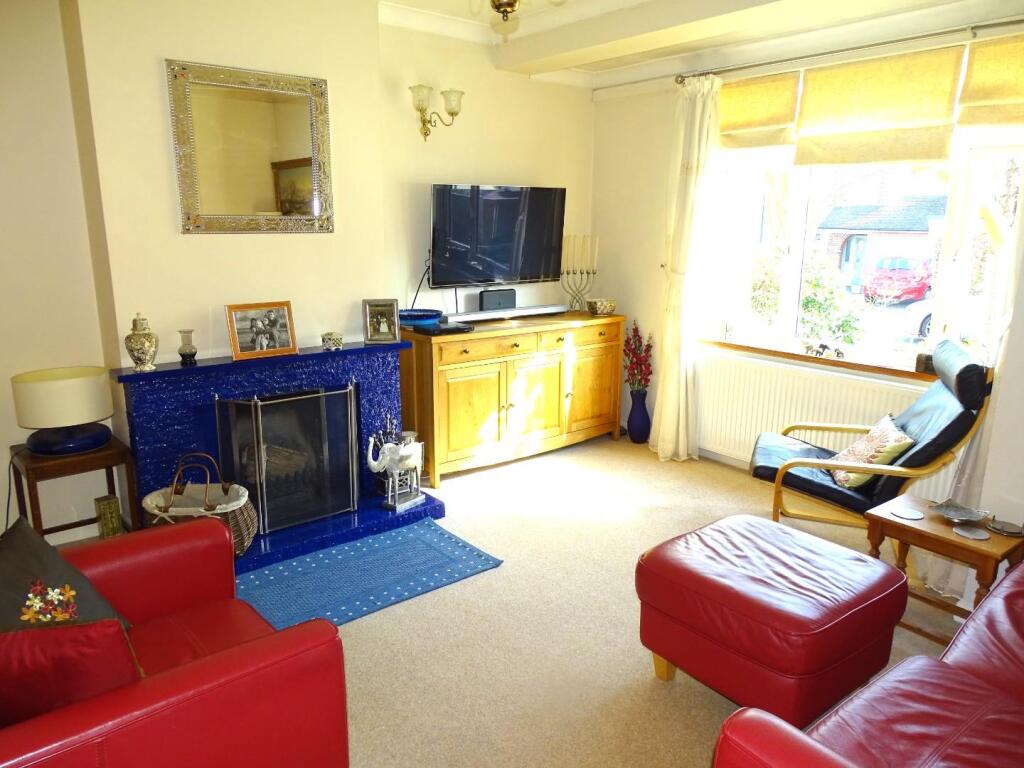 SITTING ROOM