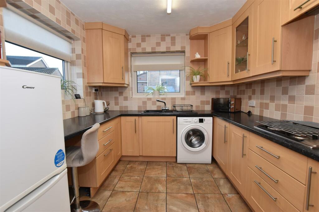 Kitchen.JPG
